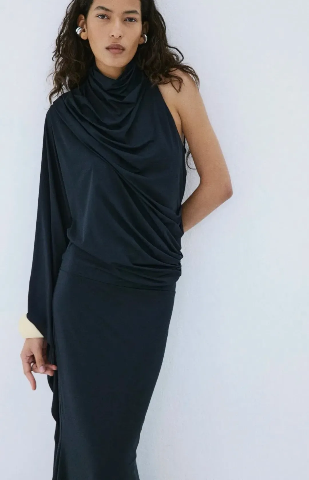 De La Vali Mireyna Maxi Dress for rent on The Volte - main image