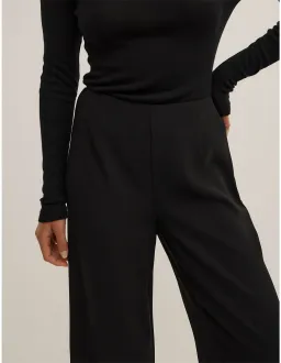 Witchery Crepe Pants Size 18 AU Black for rent on The Volte - image 3