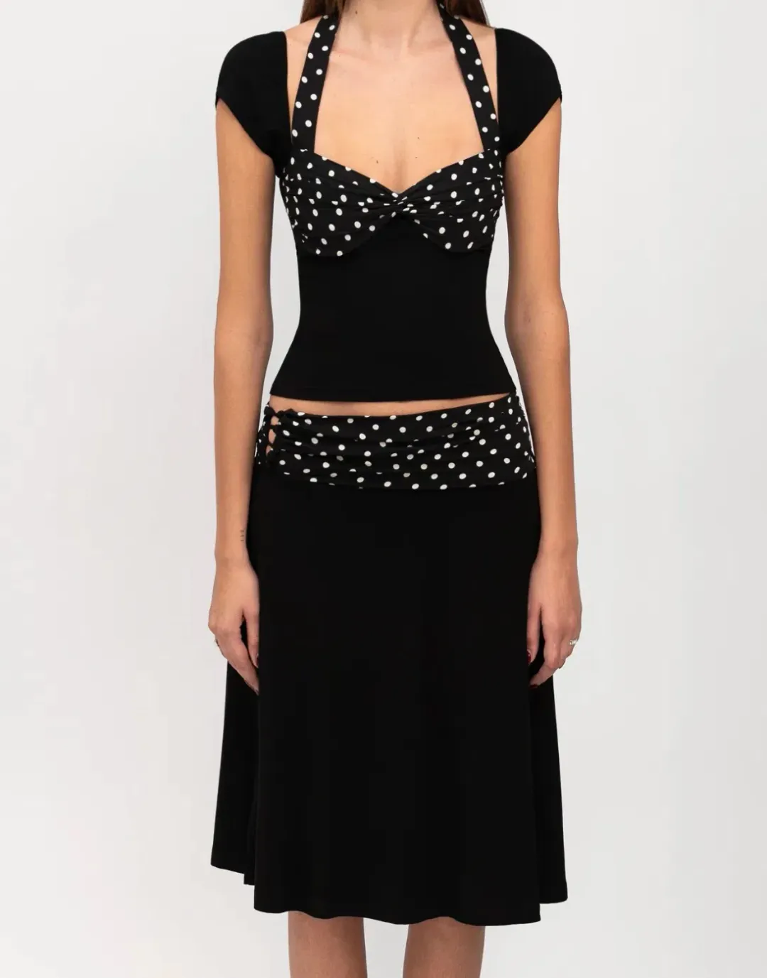 Fenity Polka Midi Set S  for rent on The Volte - main image