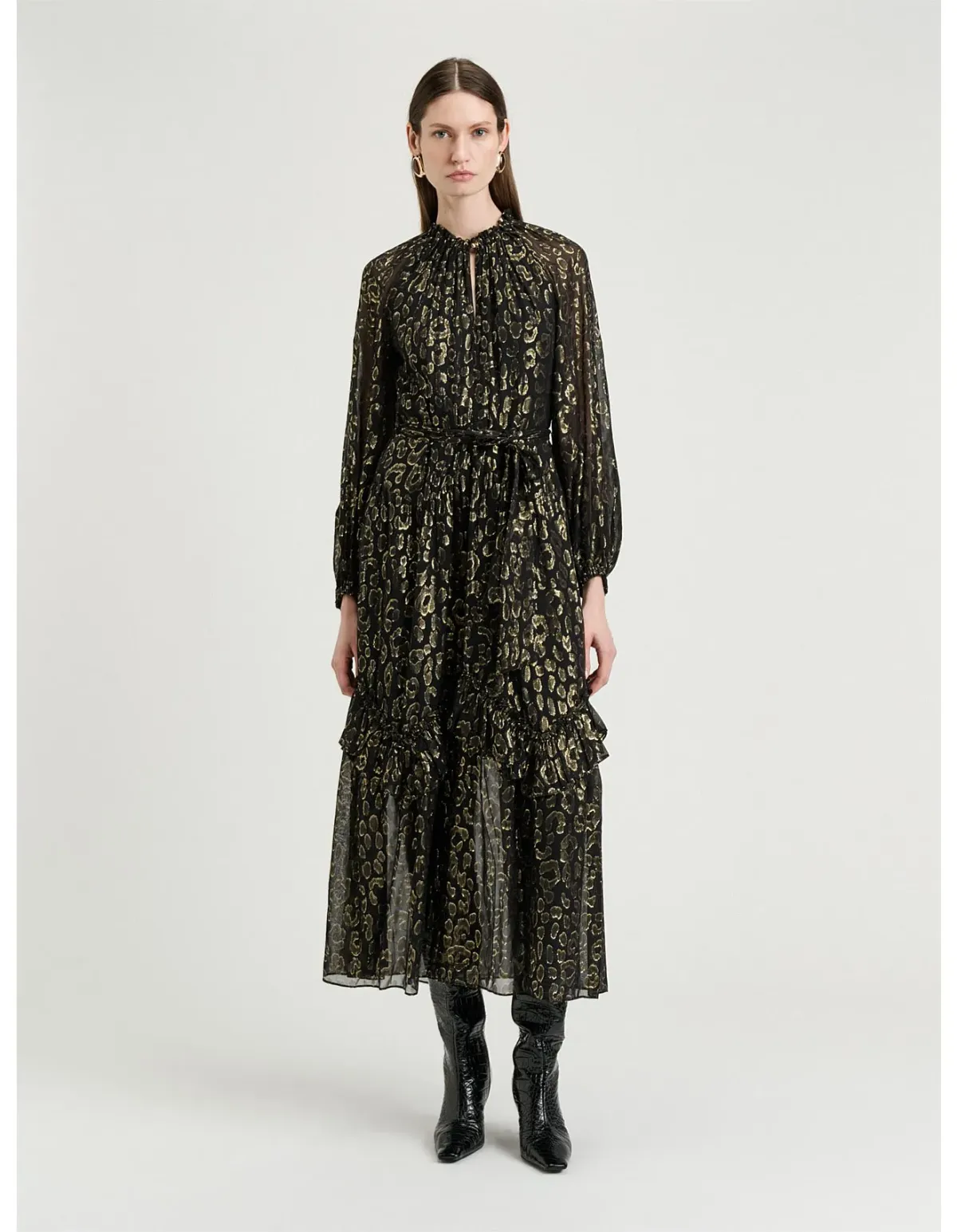 Veronika Maine Metallic Jacquard Georgette Dress Size 6 Black for rent on The Volte - main image