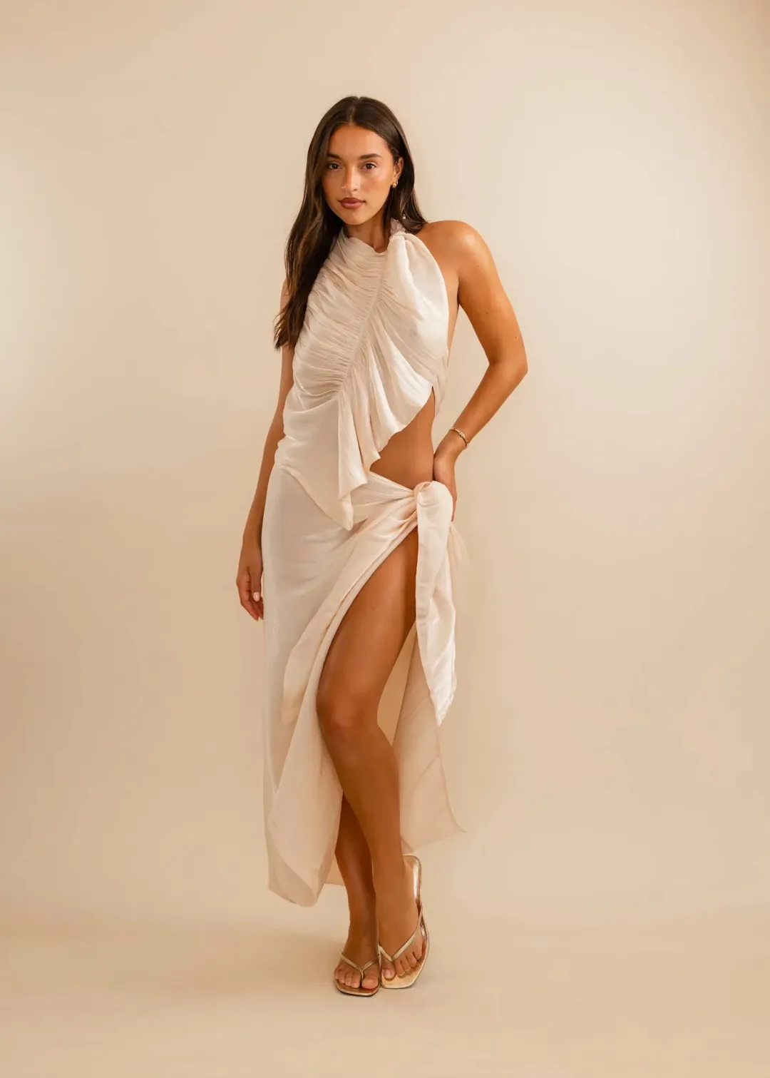 KOSTER KULTURE BOBBIES SET CHAMPAGNE SIZE 10 for rent on The Volte - main image