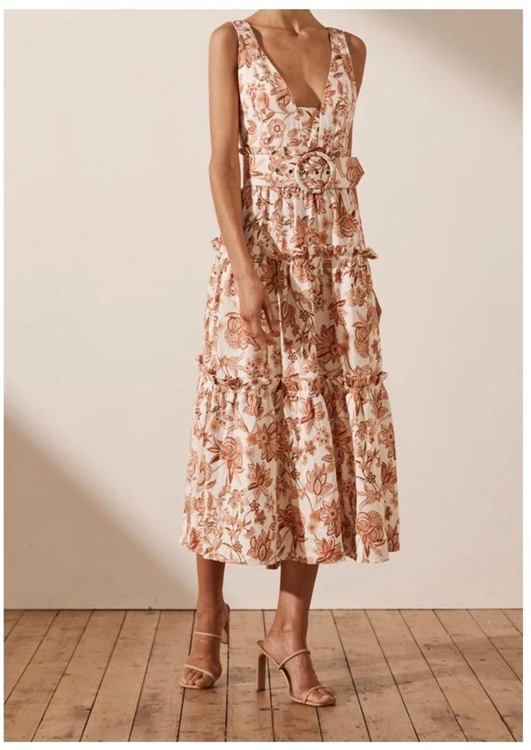Shona Joy Carolina Tiered Midi Dress Print Size 8 for rent on The Volte - main image