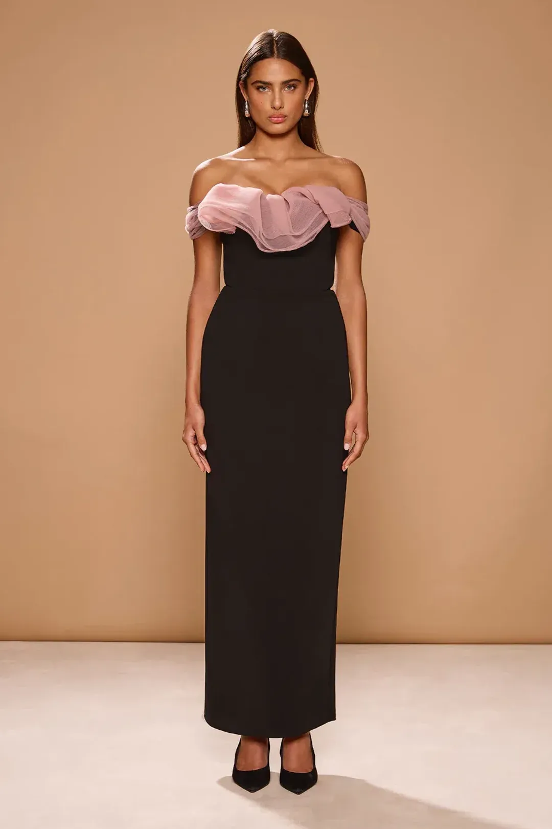 🌹SONYA MODA Caspian Gown in BLACK DE ROSE PINK - Size M / 10 AU🌹Formal Maxi Dress🌹 for rent on The Volte - main image
