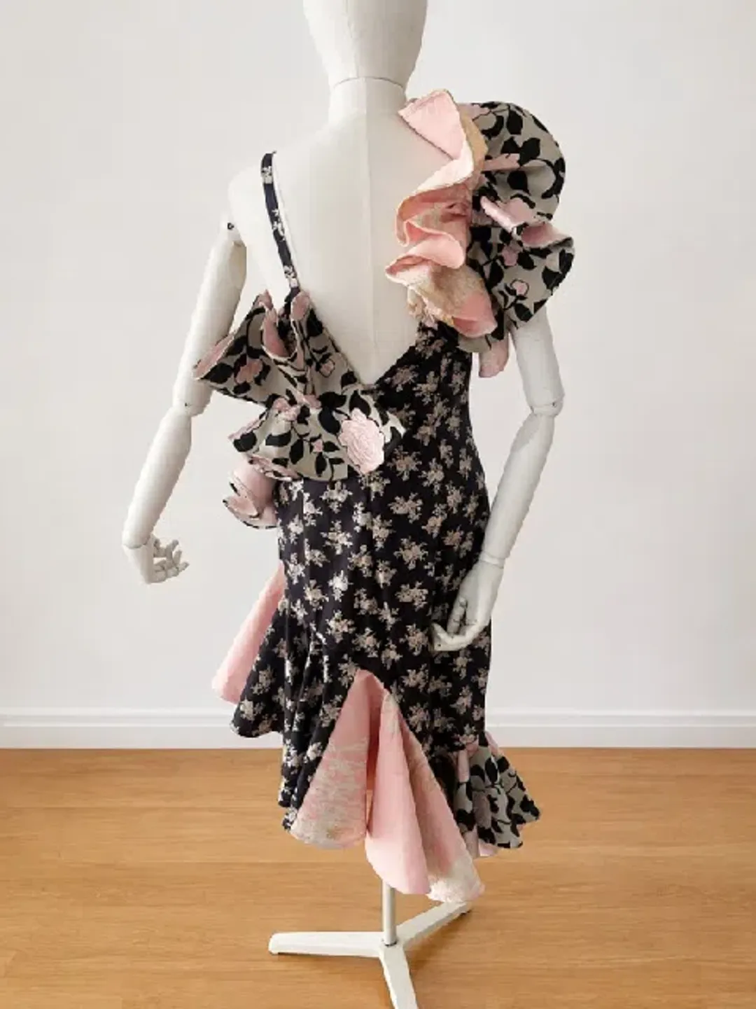 ASILIO Untamed Mind Dress – Metallic Floral – Size 10/12 for rent on The Volte - main image