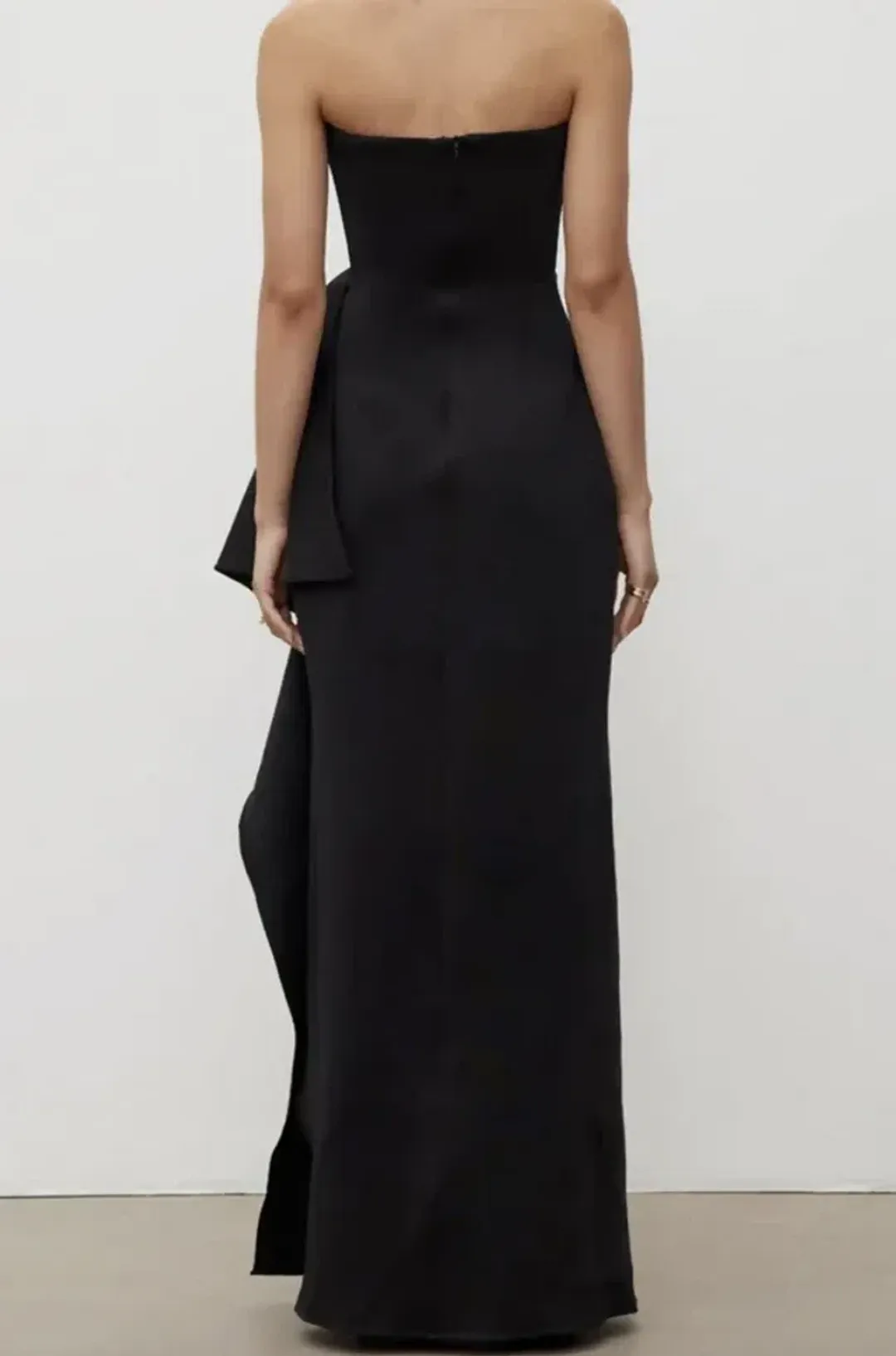 🖤 TOHJA November Dress - Size XS / 6 AU - Black Maxi Gown 🖤 for rent on The Volte - main image
