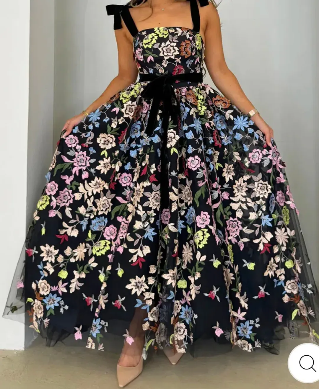 SAMANTHA ROSE LORENA FLARE MAXI Black Floral Size 12 for rent on The Volte - main image