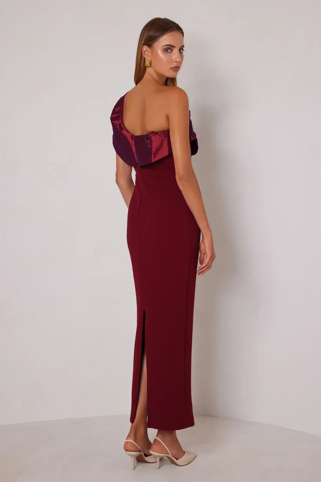 ELLE ZEITOUNE NAOMI WINE SIZE 8 for rent on The Volte - main image