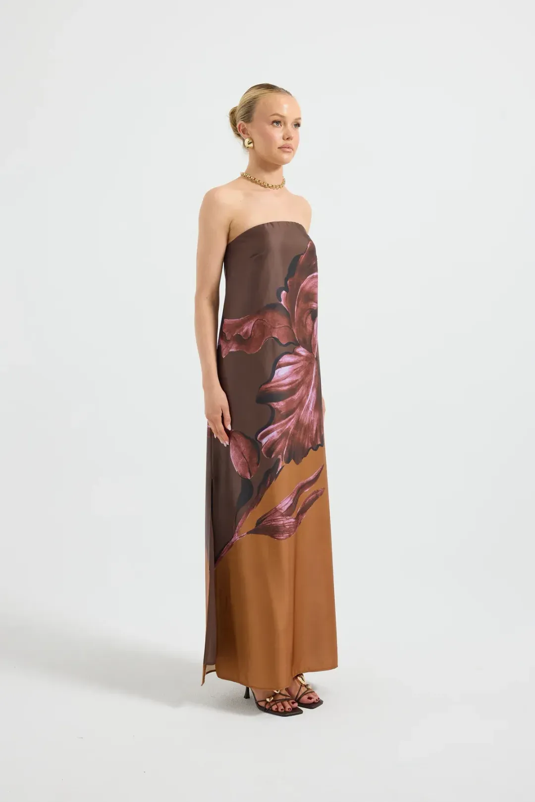 MOONFLOWER COLUMN MAXI Size 10 for rent on The Volte - main image