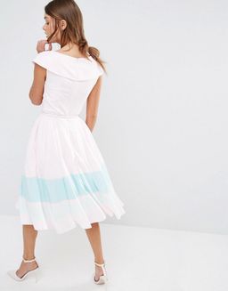 Ted Baker Bromlie Prom Dress in Pink Magnolia Print Size 6 for rent on The Volte - image 3