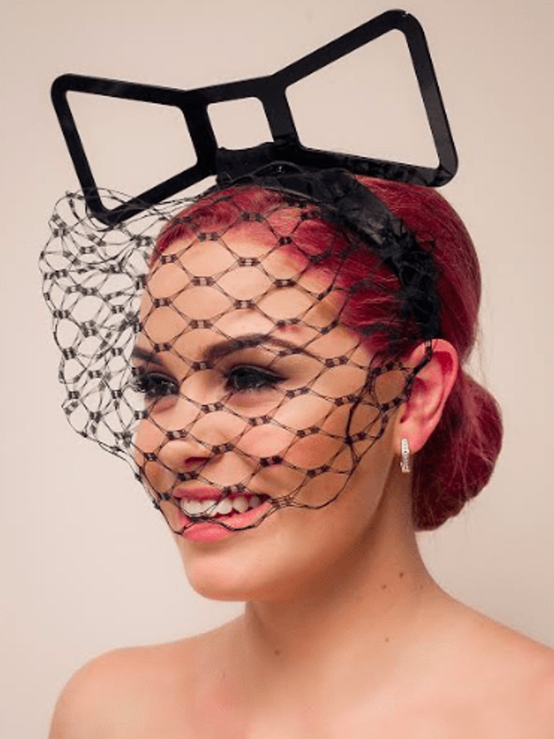 LITTLE MISS BRATTY BOW BLACK for rent on The Volte - main image