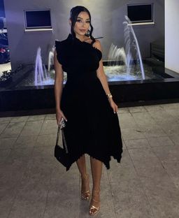 Mossman The Lady Like Dress Black Size 10 for rent on The Volte - image 3