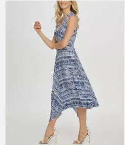 DKNY Vneck Wrap Colorblock Panel Dress Print Size 16  for rent on The Volte - image 2