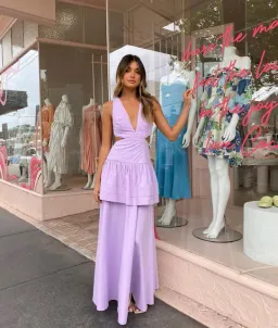 Manning Cartell Sweet Escape Maxi Lilac Size 12 for rent on The Volte - image 4