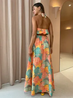 New Romantics Dolce Vita Halter Crop Size 10 and Maxi Skirt Size 8 Set Summer Rose Print for rent on The Volte - image 2