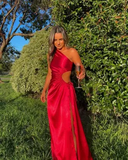 Sonya Moda Nour Dress Red Size 8 for rent on The Volte - image 1