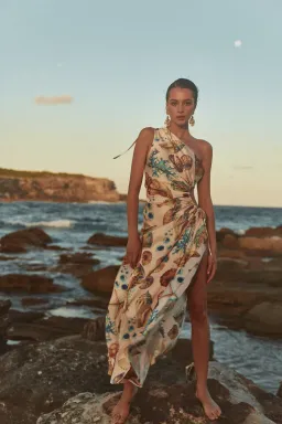 Sonya Moda Nour Seashell Maxi Dress Print Size M / AU 10 for rent on The Volte - image 3