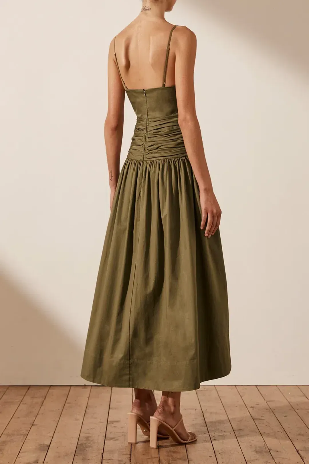 Shona Joy Amaia Ruched Midi Dress Green Size 6 for rent on The Volte - main image