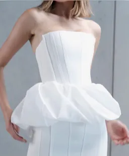 Toni Maticevski Reside Bubble Bustier and Vindicate Skirt Set Size  10 for rent on The Volte - image 2
