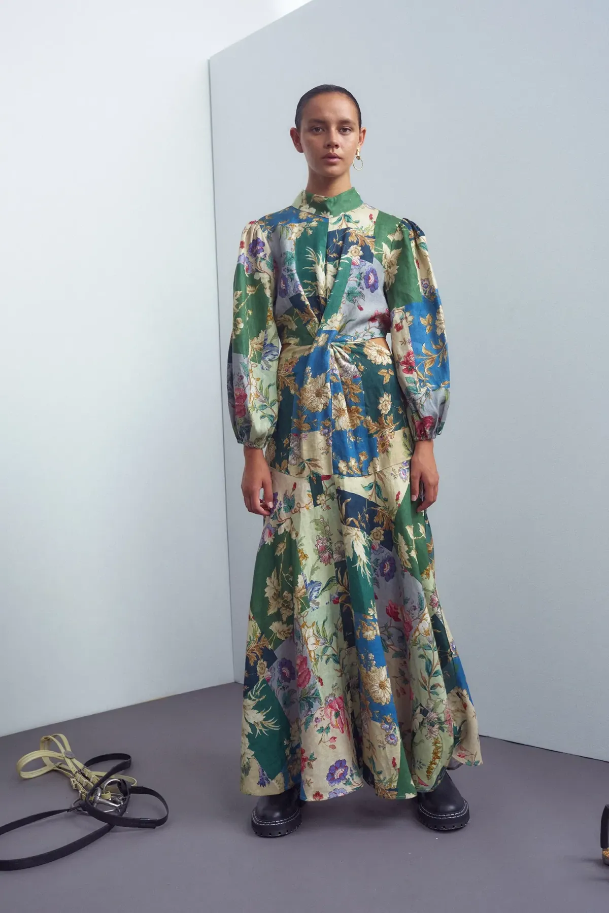 Loretta Patchwork Midi Dress Print Size 10 for rent on The Volte - main image