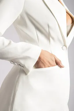Meshki Helda Fitted Blazer White Size L for rent on The Volte - image 5