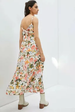 Faithfull the Brand Corvina Midi Dress Teatro Floral Print Size 10 for rent on The Volte - image 3