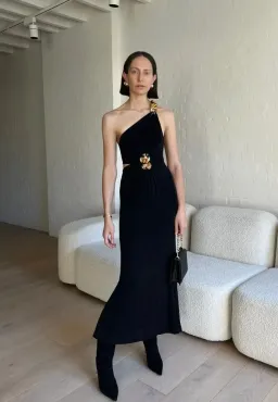 Sheike Hannah Dress Black Size 12 for rent on The Volte - image 2