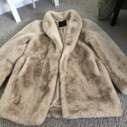 San Sloane Crawford Faux Fur Jacket Light Tan Size XS / Au 6 for rent on The Volte - image 3