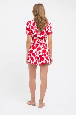 Kookai Bonita Shorts Floral Size 36 / AU 8 for rent on The Volte - image 4