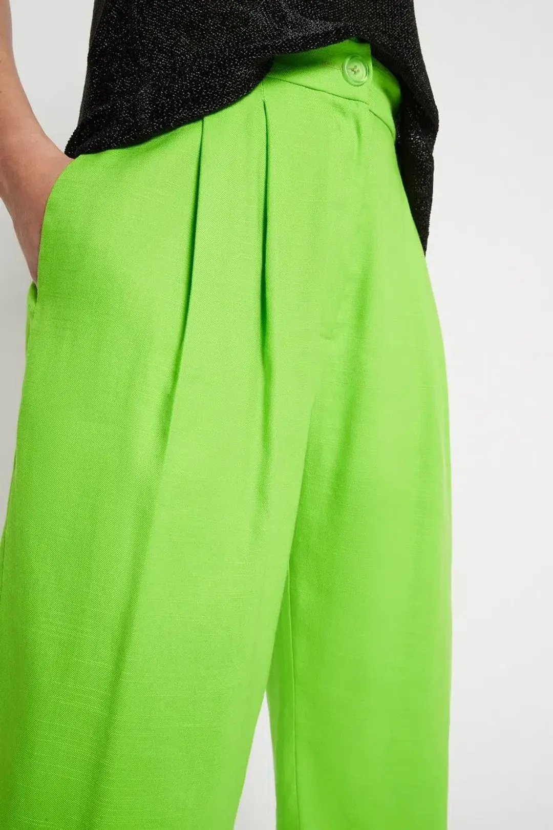 Sass & Bide Love or Lustre Set Green Size Jacket 38/AU 8 and Pants 36/AU 6 for rent on The Volte - main image