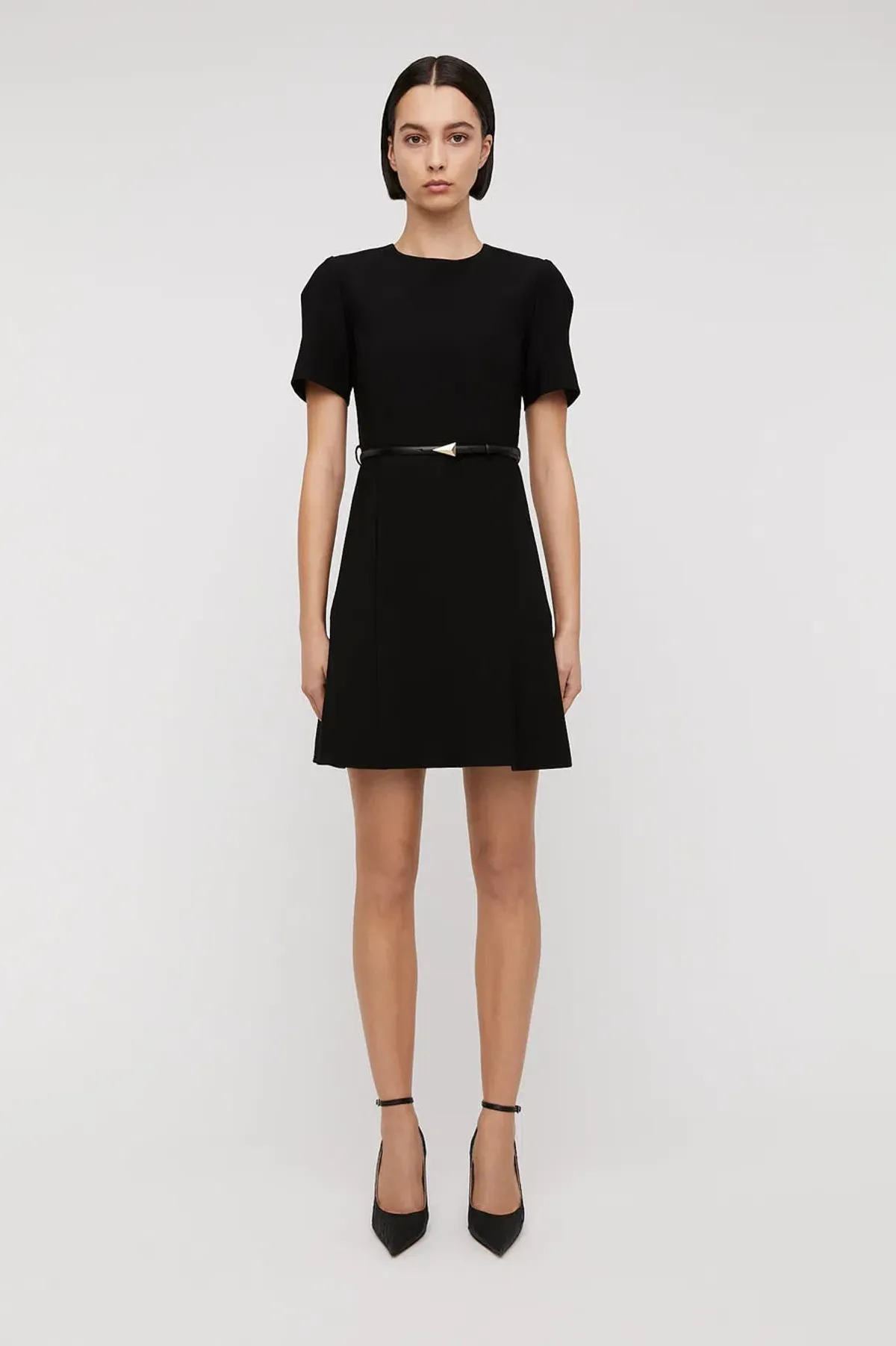 Scanlan Theodore Italian Milano Dress Black Size 12 for rent on The Volte - main image