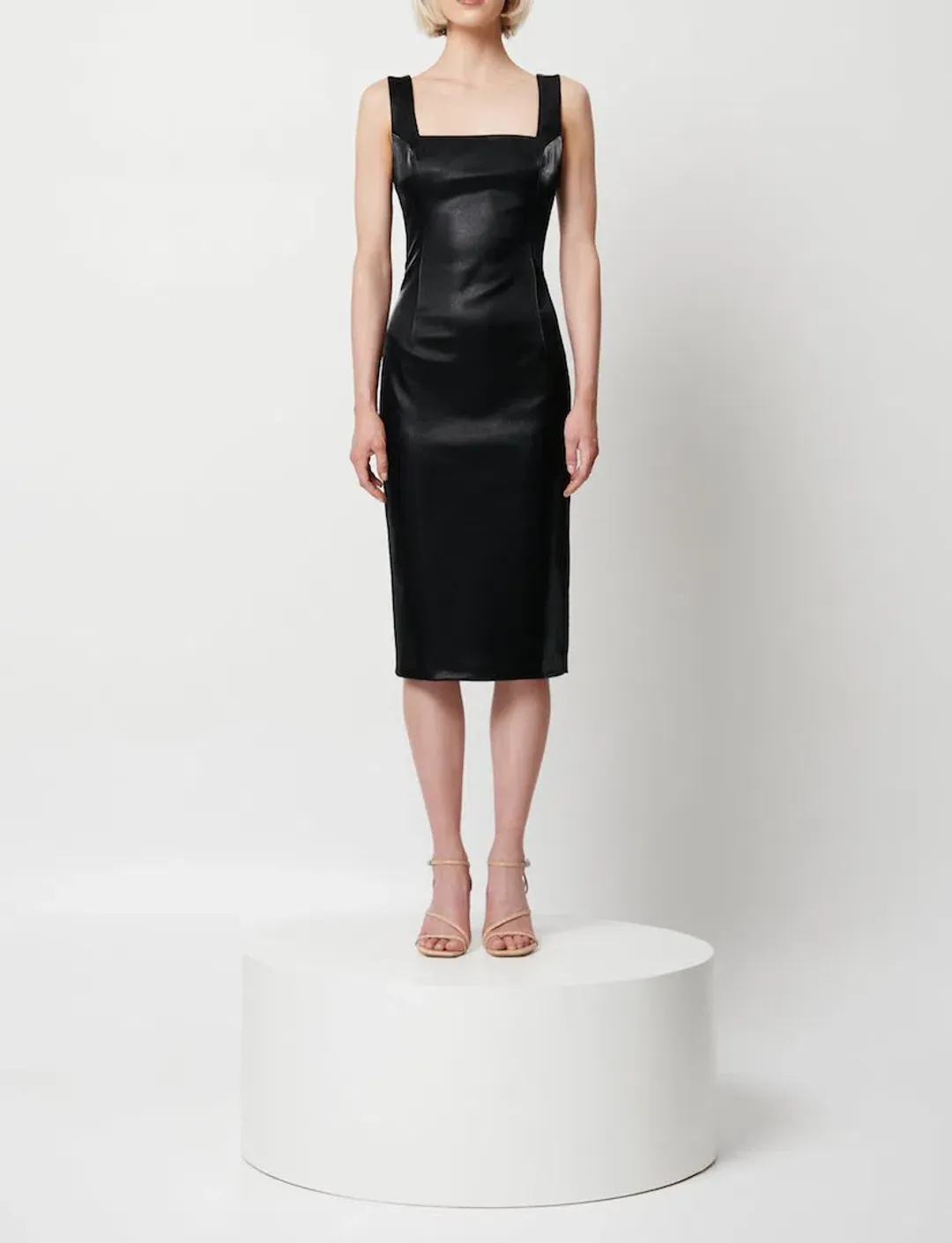 Elliatt Grevillea Midi Dress in Black Size 8 for rent on The Volte - main image