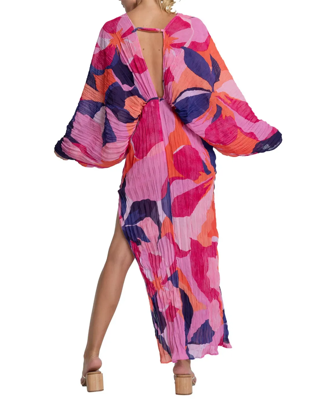 L'Idee De Luxe Long Sleeve Gown Capri Pink Size 6 / XS for rent on The Volte - main image