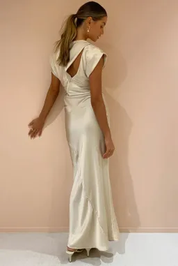 Camilla and Marc Eclar Dress Champagne Size 8 for rent on The Volte - image 4