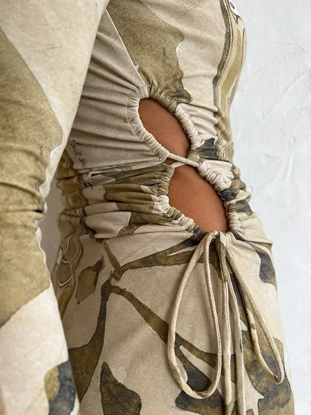 Camilla and Marc Kyha Midi Dress Print Size 6 for rent on The Volte - main image