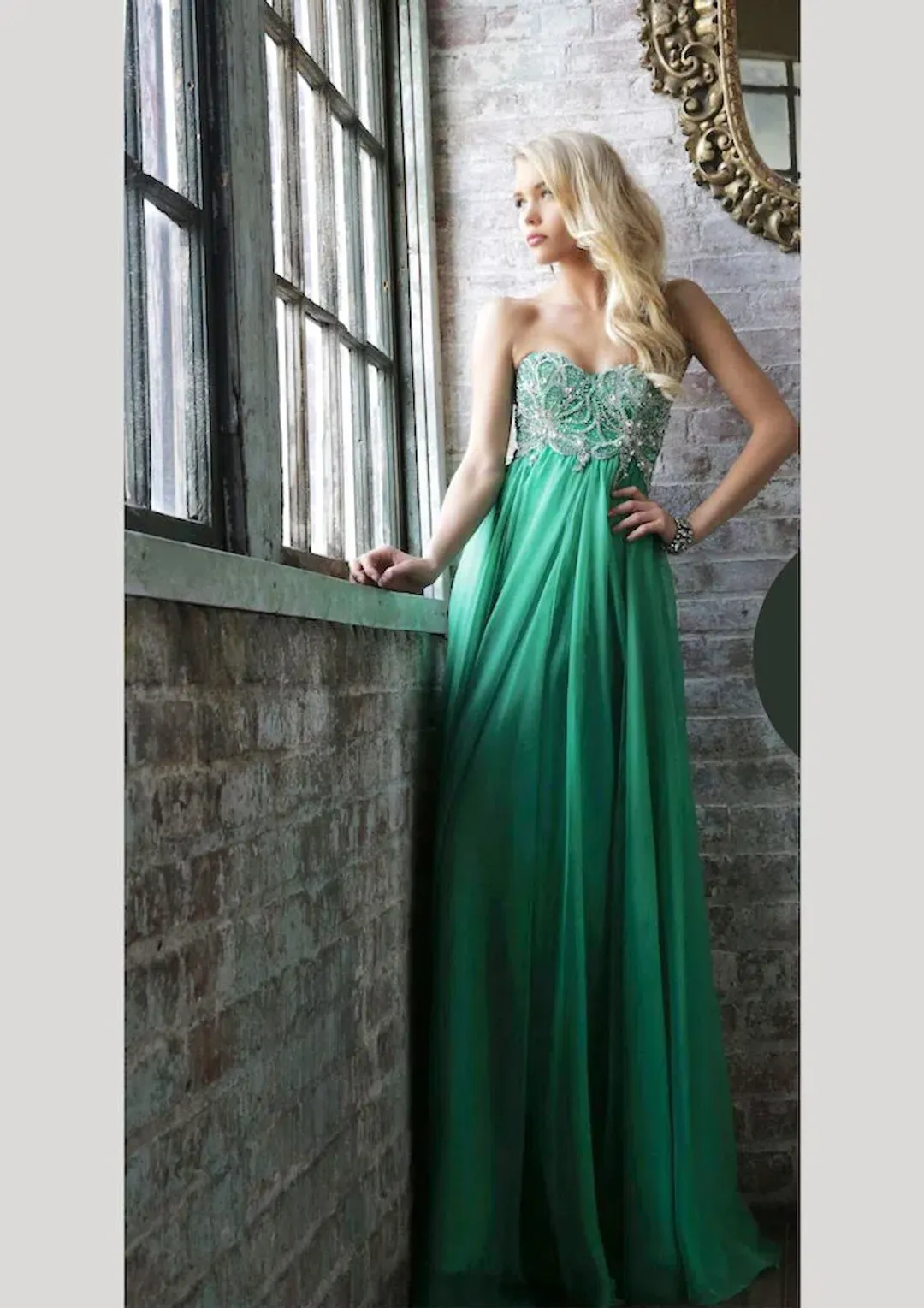 Sherri Hill 3907 Strapless Sweetheart Long Formal Dress Emerald Size 0 / Aus 4 for rent on The Volte - main image