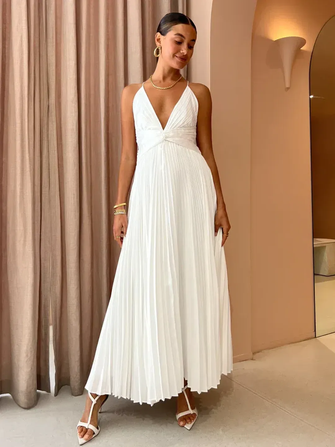 Issy Orla Maxi Dress White Size 6 for rent on The Volte - main image