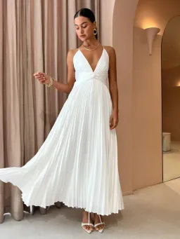 Issy Orla Maxi Dress White Size 6 for rent on The Volte - image 2