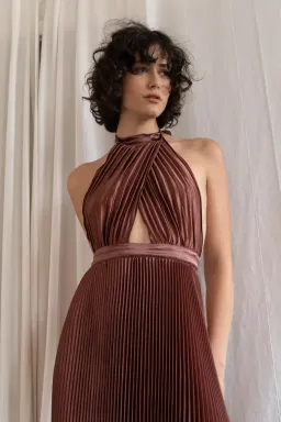 L’idee Renaissance Gown Chocolate Size 6 for rent on The Volte - image 3