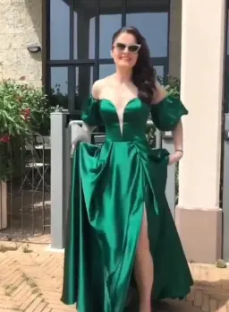 Sherri Hill 55253 Long Gown Emerald Size 10 for rent on The Volte - image 2