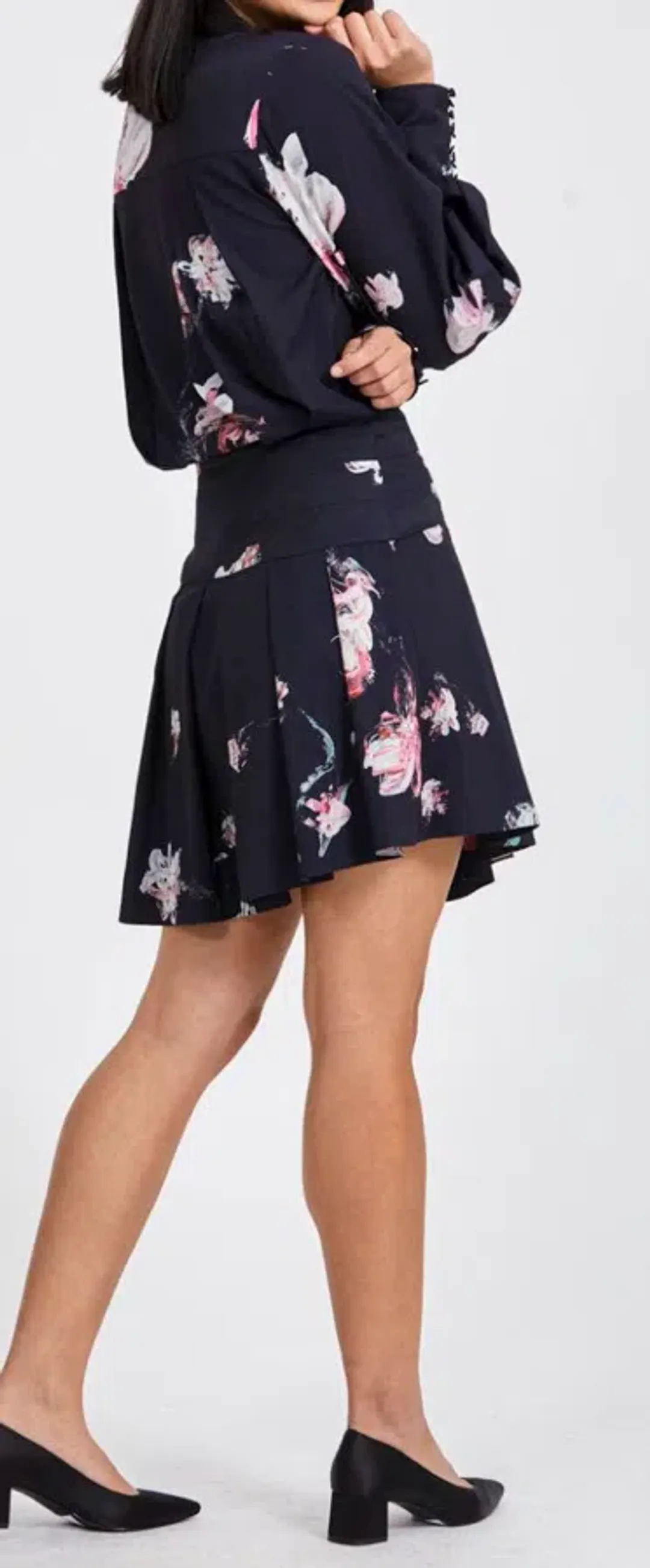 AJE Gabyon Long Sleeved Wrap Floral Print Mini Dress Kimono Black/Pink Size 6 for rent on The Volte - main image