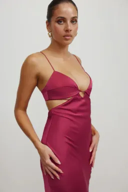 Lexi Karma Dress Crimson Size 8  for rent on The Volte - image 2