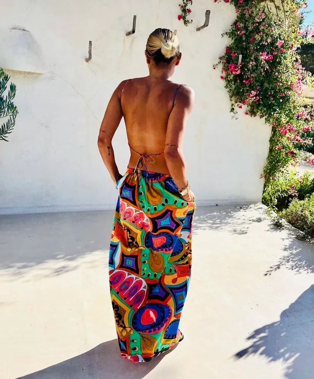 SWF Murano Cut Out A Line Maxi Dress Print Size 8 for rent on The Volte - main image