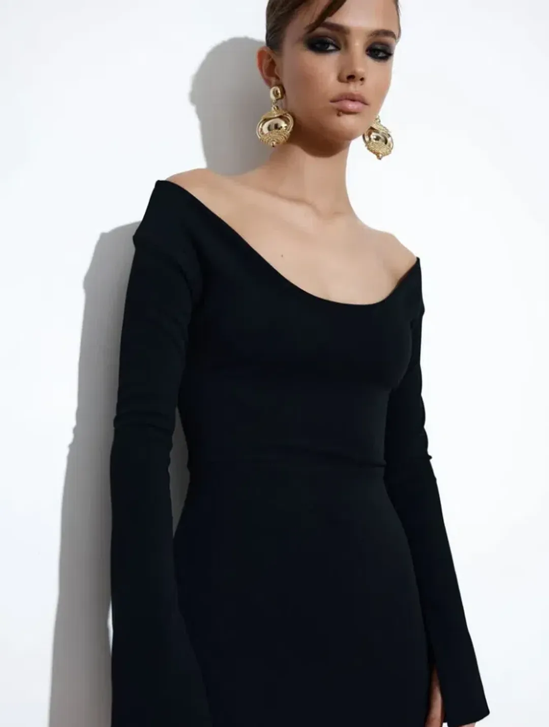 Effie Kats Vale Gown Black Size M / AU 10 for rent on The Volte - main image