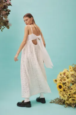Alemais Iggy Embroidered Midi Dress White Size 10 for rent on The Volte - image 5