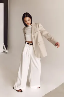 Dissh Harley Boyfriend Two-Piece Suit White Size 8 for rent on The Volte - image 4