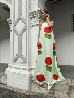 Oroton Posie Gown Geranium Floral Print Size AU 6 for rent on The Volte - image 1