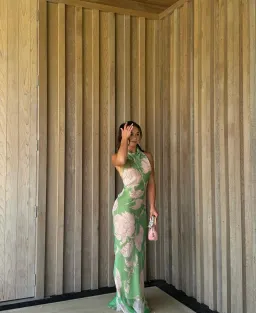 Arcina Ori Josefine Dress Green Floral Size 8 for rent on The Volte - image 2
