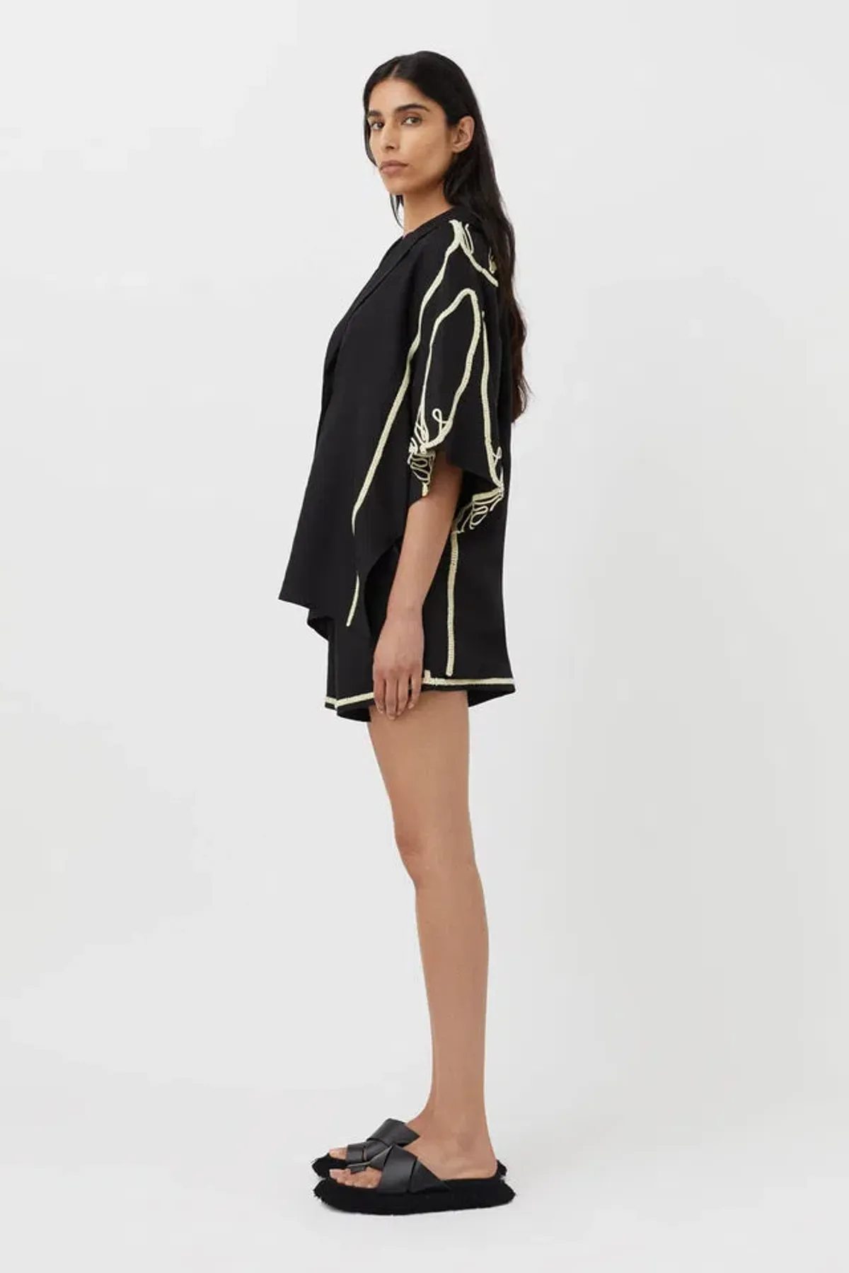 Camilla and Marc Lanza Shirt and Shorts Set Black Size 8 - Image 3