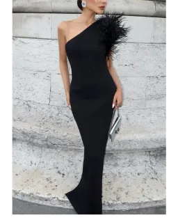 Rachel Gilbert Elcie Gown Black Size 8 for rent on The Volte - image 3