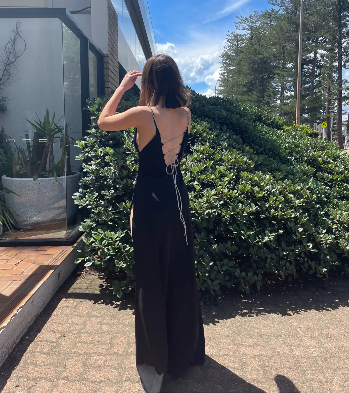 Alamour The Label Irma Low Neck Gown Black Size 6 - Image 5
